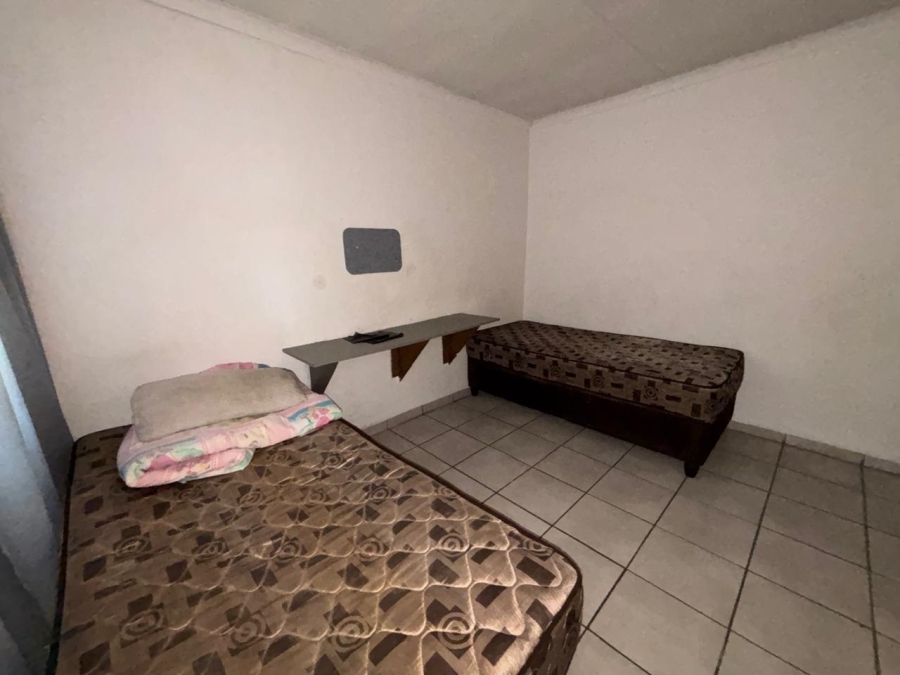 5 Bedroom Property for Sale in Willows Free State